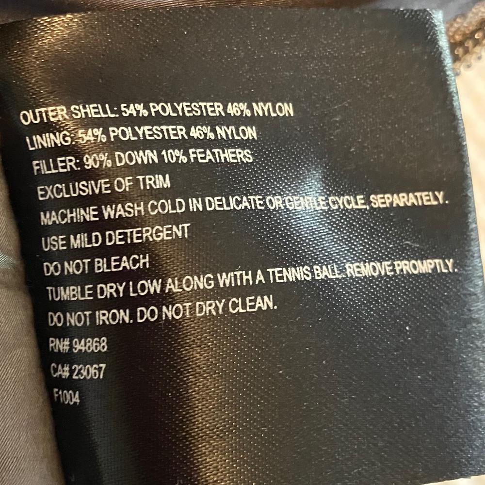 Bernardo Puffer Women’s Vest - Picture 7 of 7